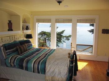 Stones Throw Cottage By Bc Island Vacation Homes Суук Екстериор снимка